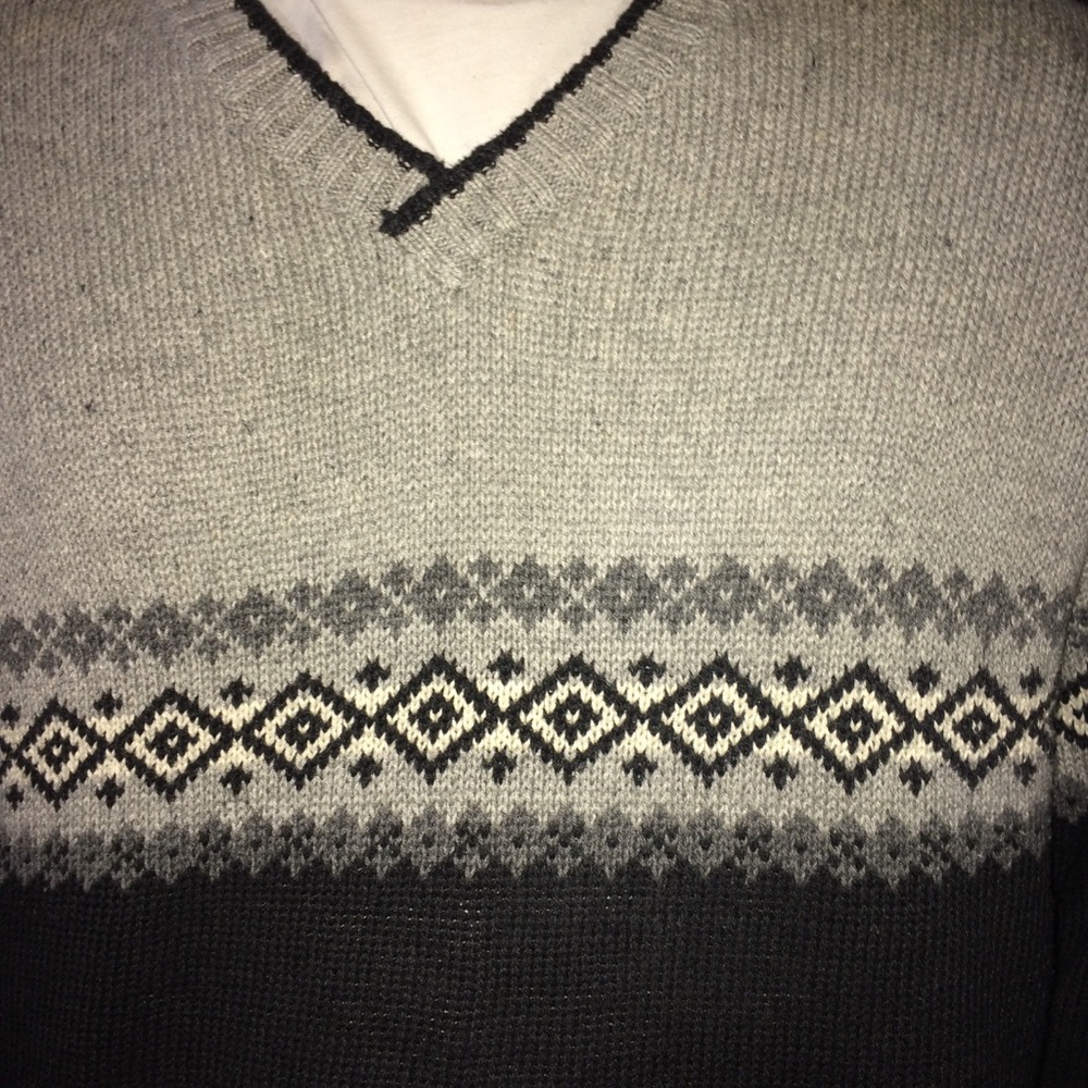 Rue 21 Men L grey/Black Multi long Sleeve Sweater
